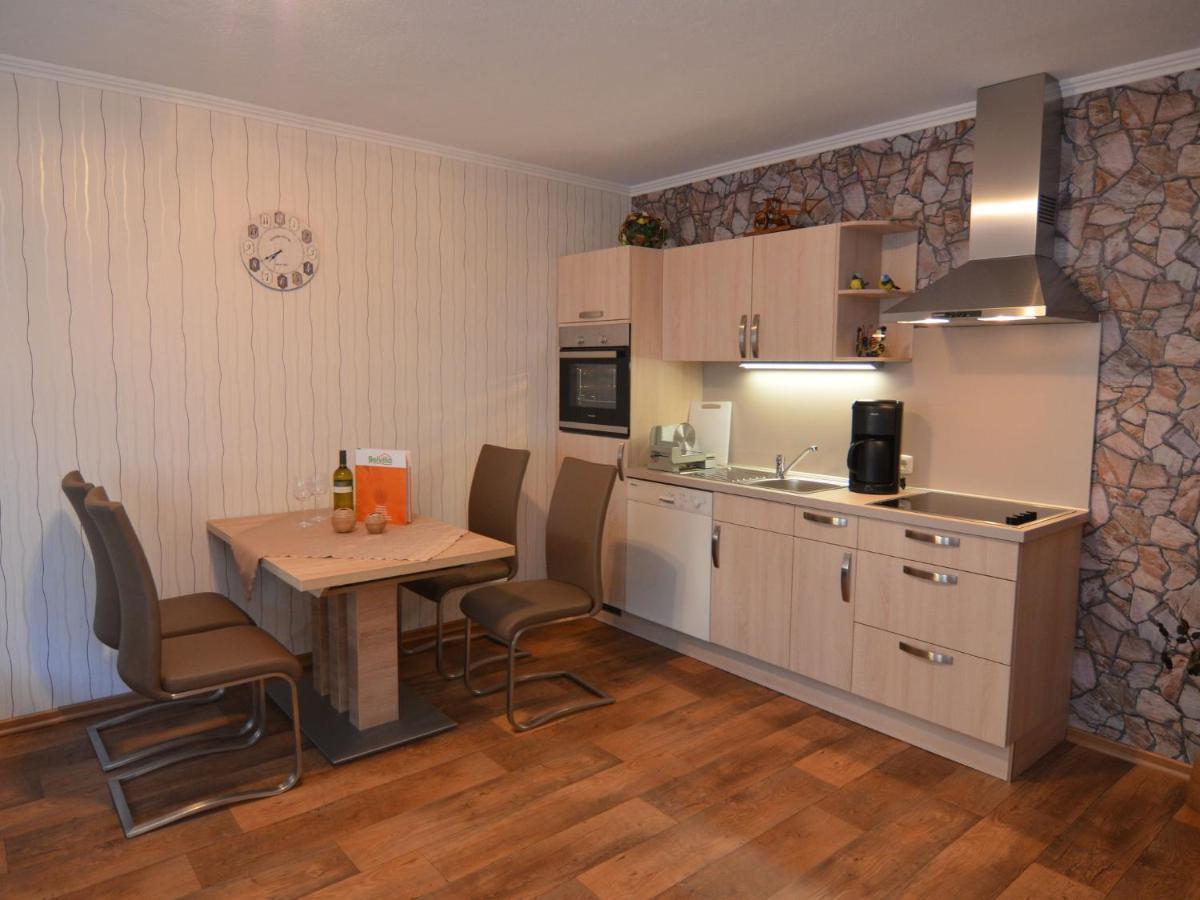 Modern Holiday Home Idyllic Setting With Terrace メーデバッハ エクステリア 写真