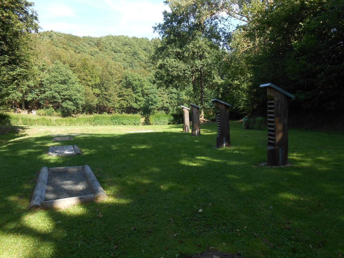 Modern Holiday Home Idyllic Setting With Terrace メーデバッハ エクステリア 写真
