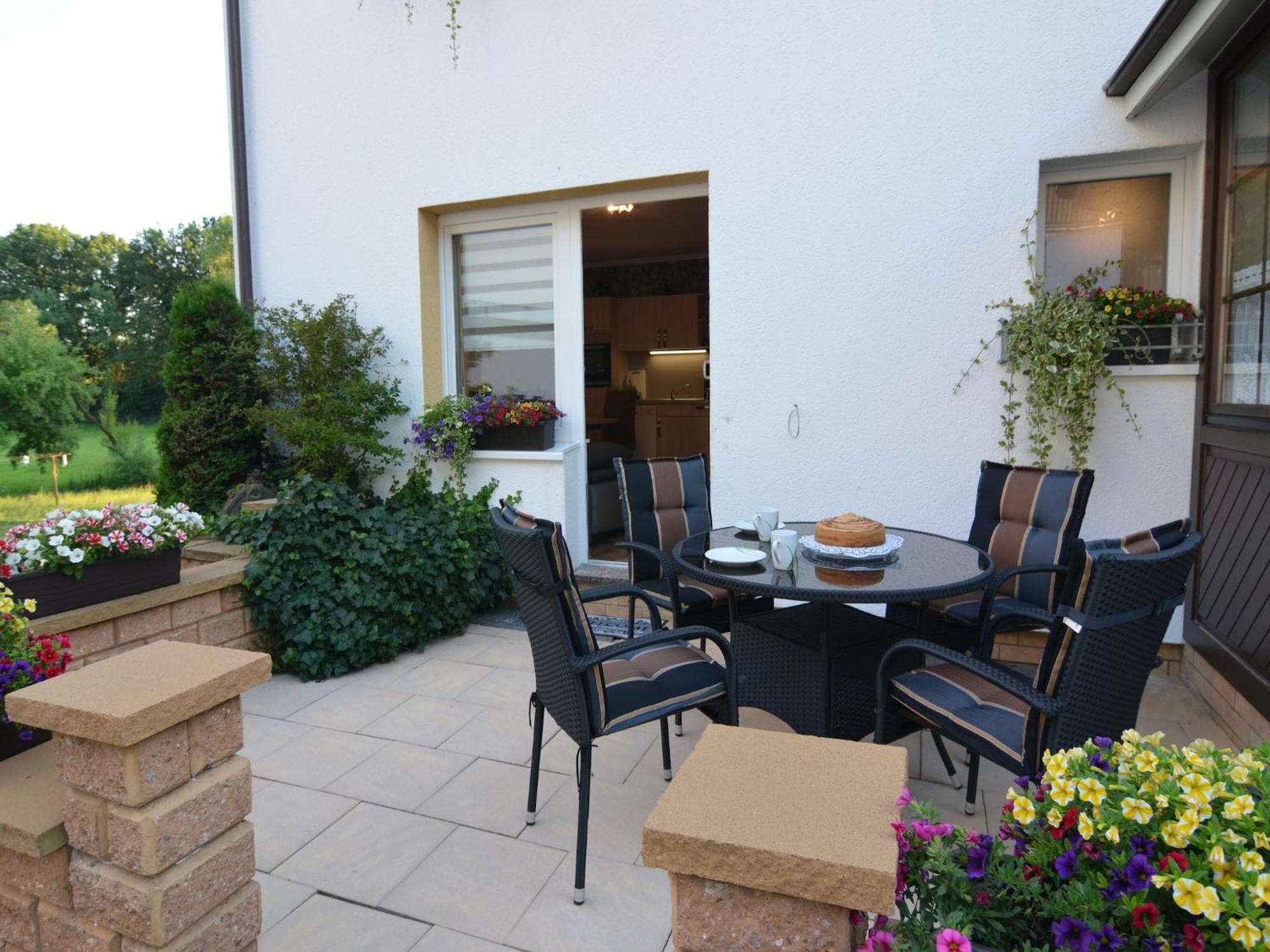 Modern Holiday Home Idyllic Setting With Terrace メーデバッハ エクステリア 写真
